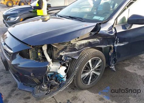 2021 Subaru Impreza Premium 5-Door z USA, uszkodzony, nr VIN 4S3GTAV6XM3702968